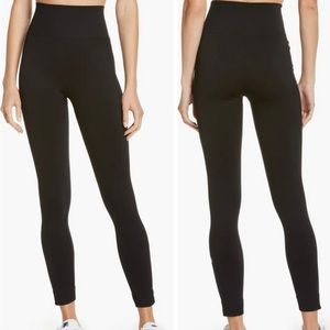 NWT WeWoreWhat Black seamless high rise leggings